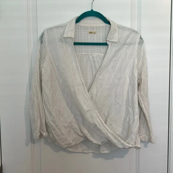 White hollister long sleeve cropped top size L - Picture 1 of 5